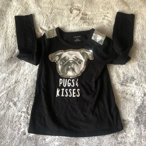 Long sleeves pugs and kisses shirt